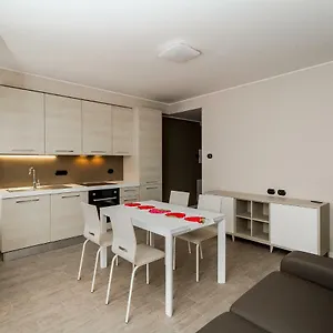 Semesterbostad Lake Como Apartments, Lecco
